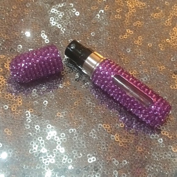 Purple Blinged Out, Filled, Atomizer.Best scent liquid kisses🔥 - Picture 2 of 2